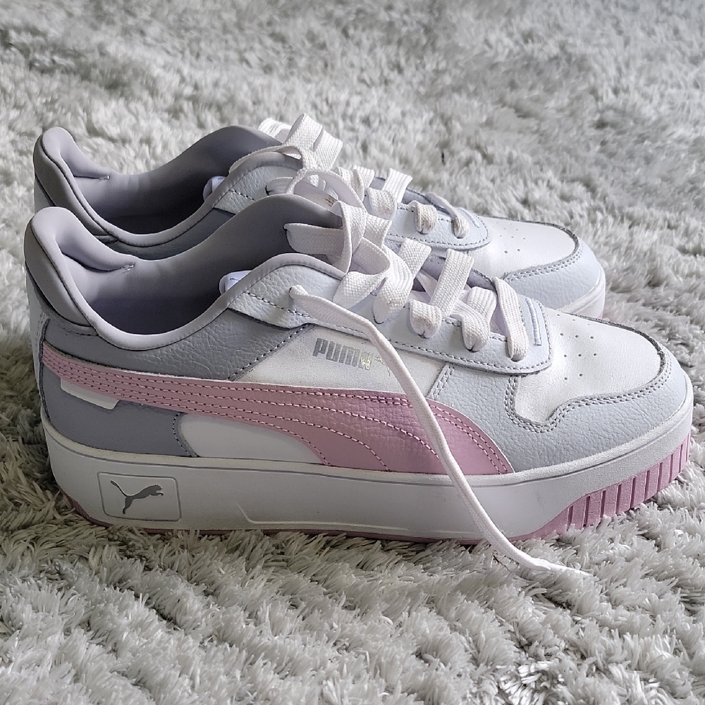 Puma White and Pink Sneakers Classic Low-Top Style